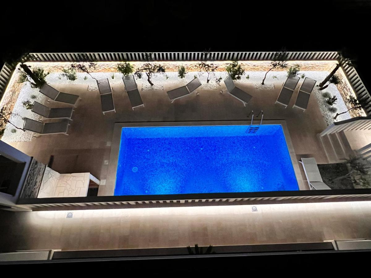 Luxury Beachfront Villa Carlisa Čiovo Exterior foto